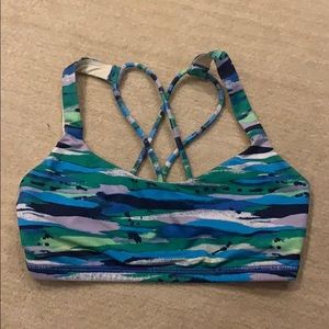 Lululemon sports bra